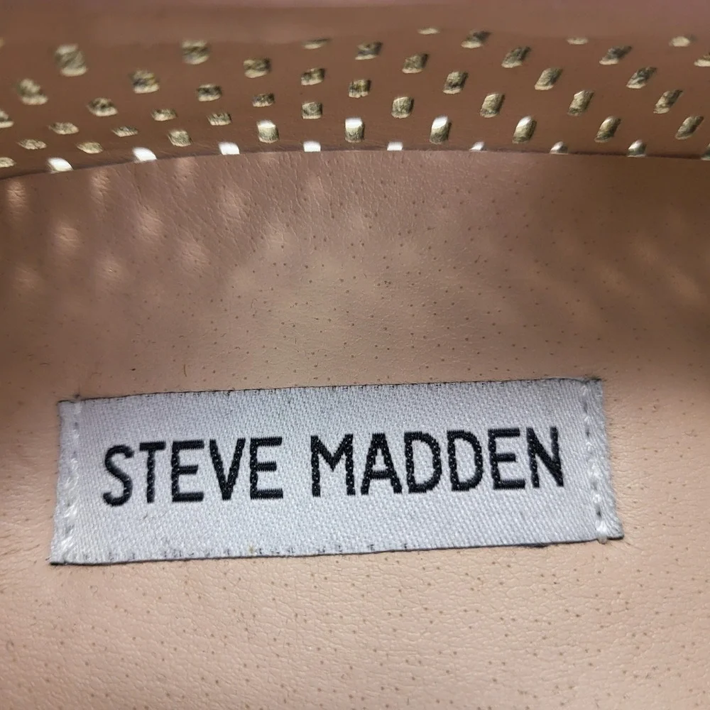 Steve Madden Elenor Pink Sneakers Women's Size 8.5 Slip On Perforated Laser Cut - Picture 5 of 7